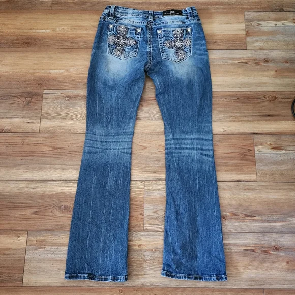 Miss Me Jeans Womens 28 Blue Low-Rise Easy Boot Embellished Denim Cross Y2K - Picture 3 of 14